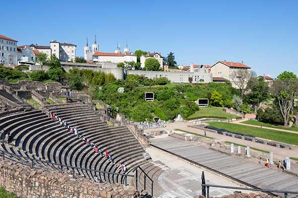 CONF\u00c9RENCE - Les th\u00e9\u00e2tres romains de Lyon