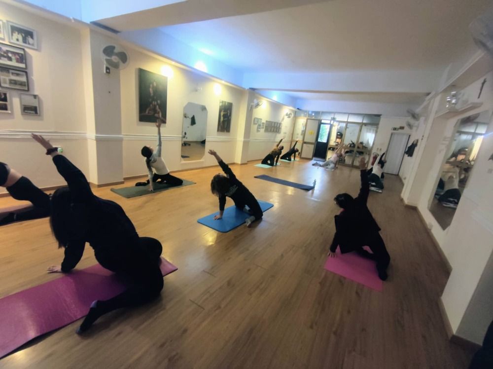 FlexyAdults - Vinyasa Yoga in Xghajra