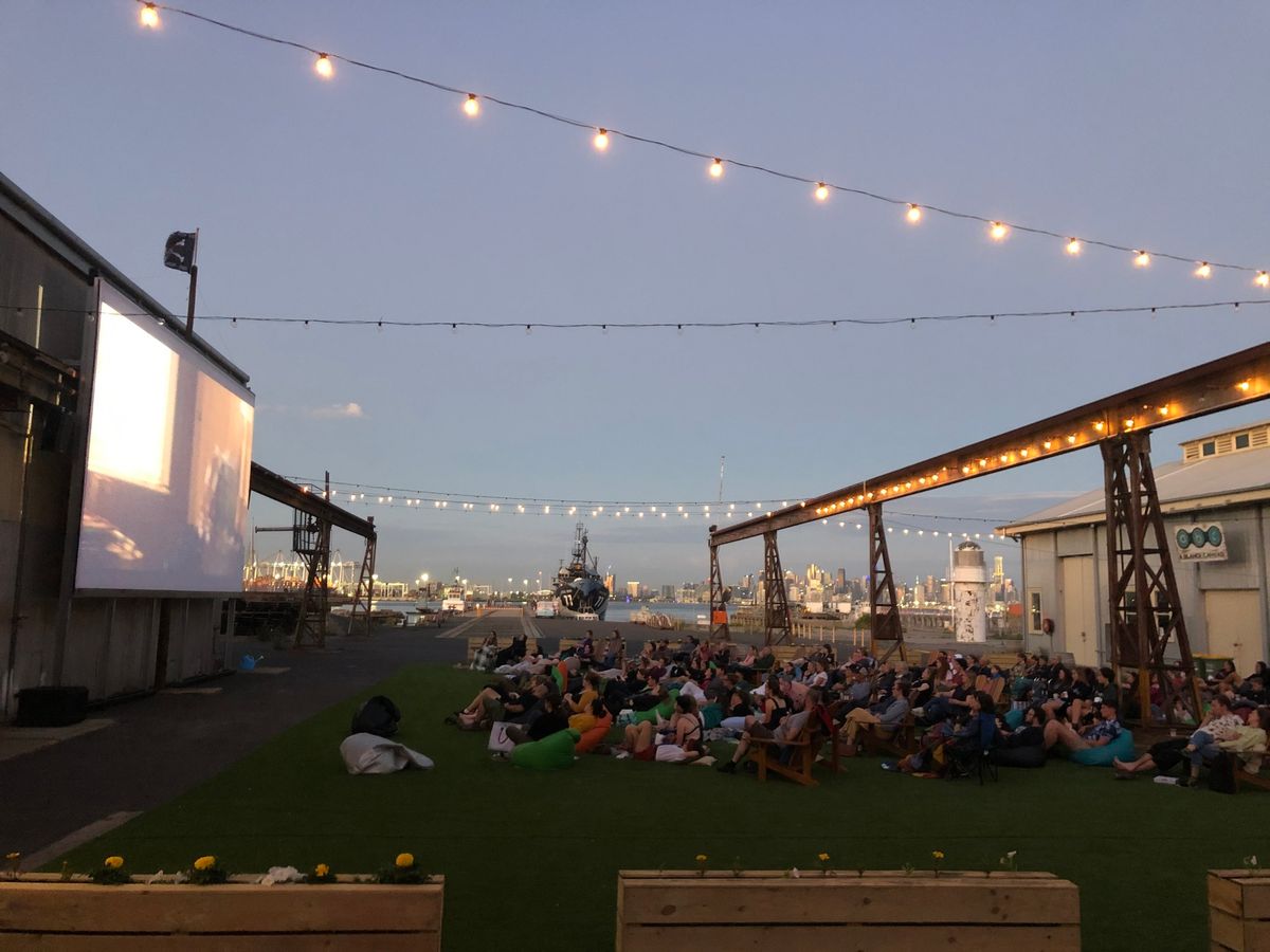 SUN OUTDOOR CINEMA WILLIAMSTOWN