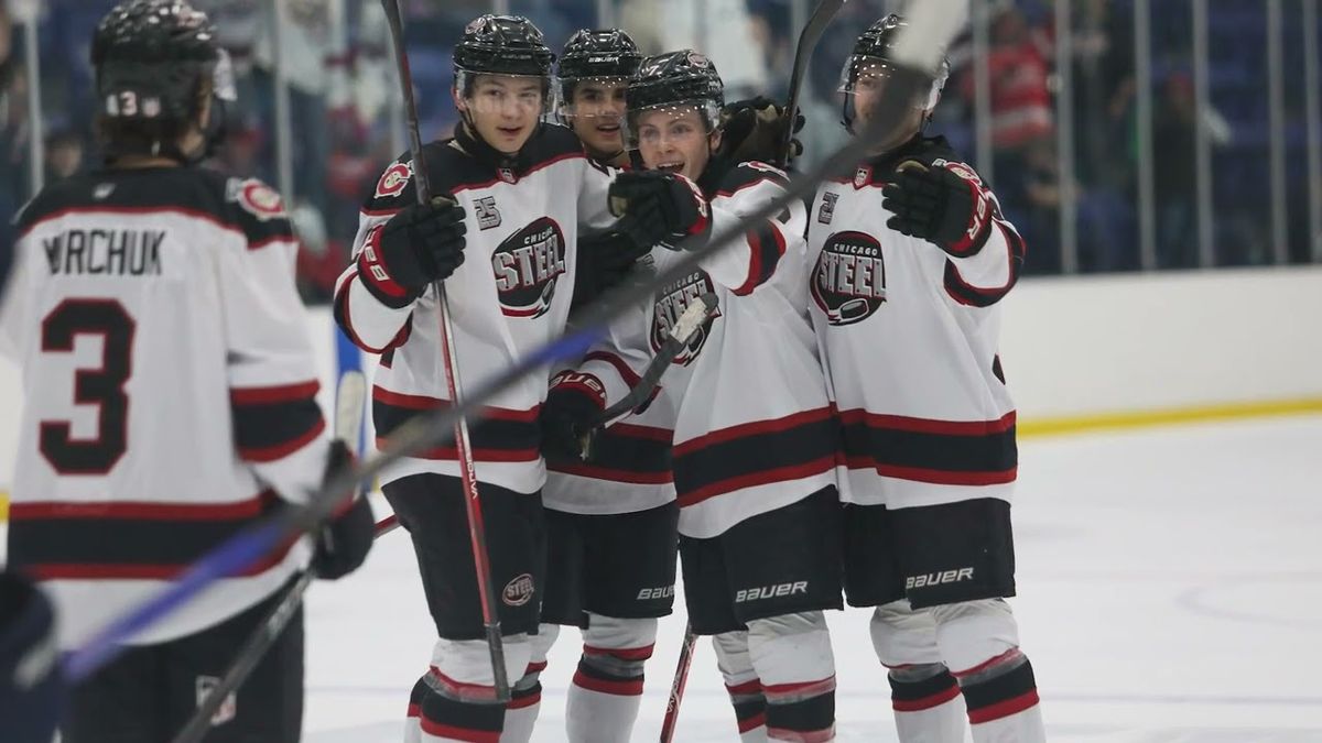 Dubuque Fighting Saints vs. Chicago Steel