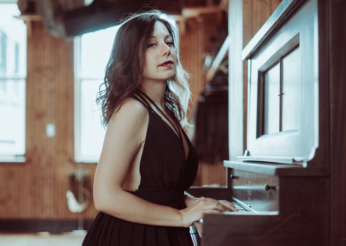 I Feel The Earth Move: Christina Custode plays the music of Carole King