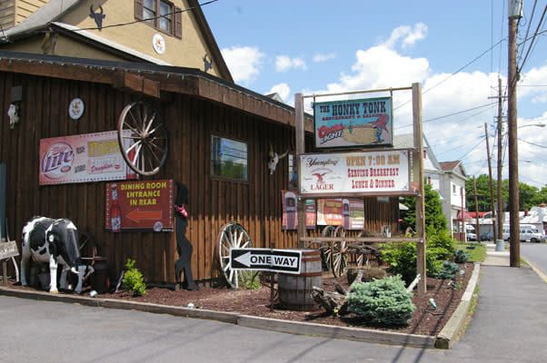 Friendly Fyre Band Live Honky Tonk Saloon and Restaurant 