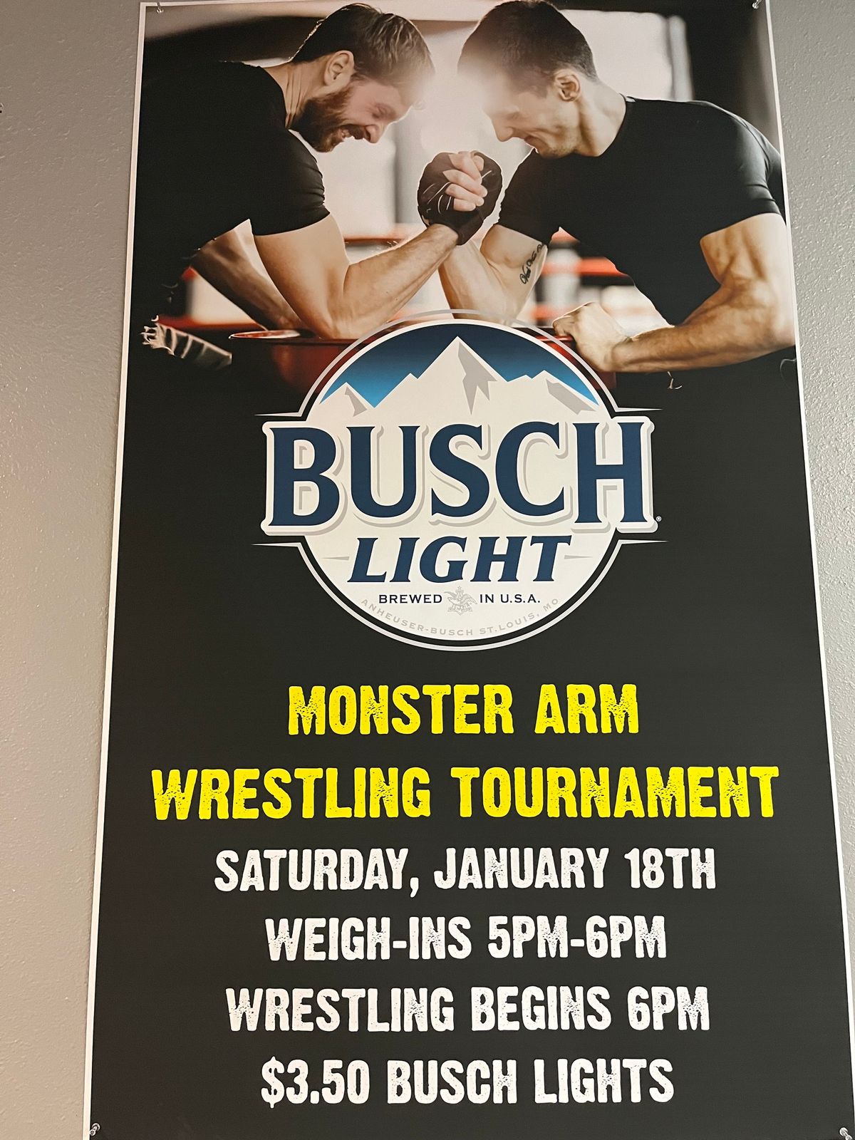 Monster Arm Wrestling 