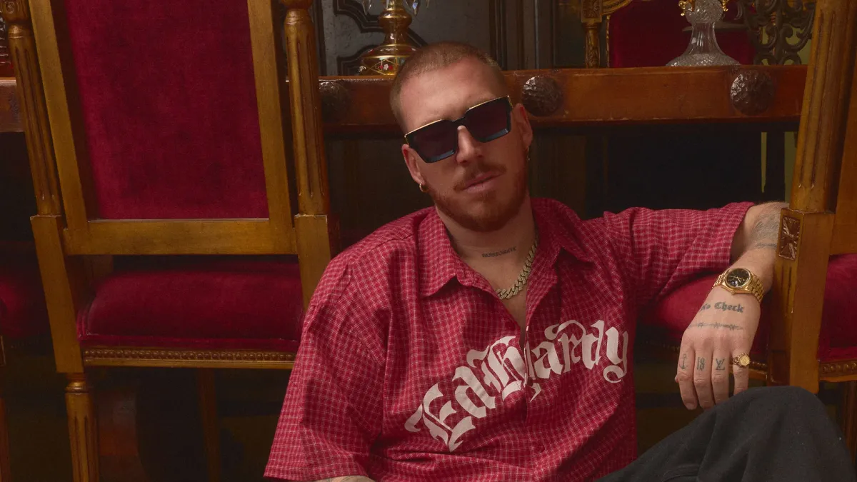 HUGEL in Greater London