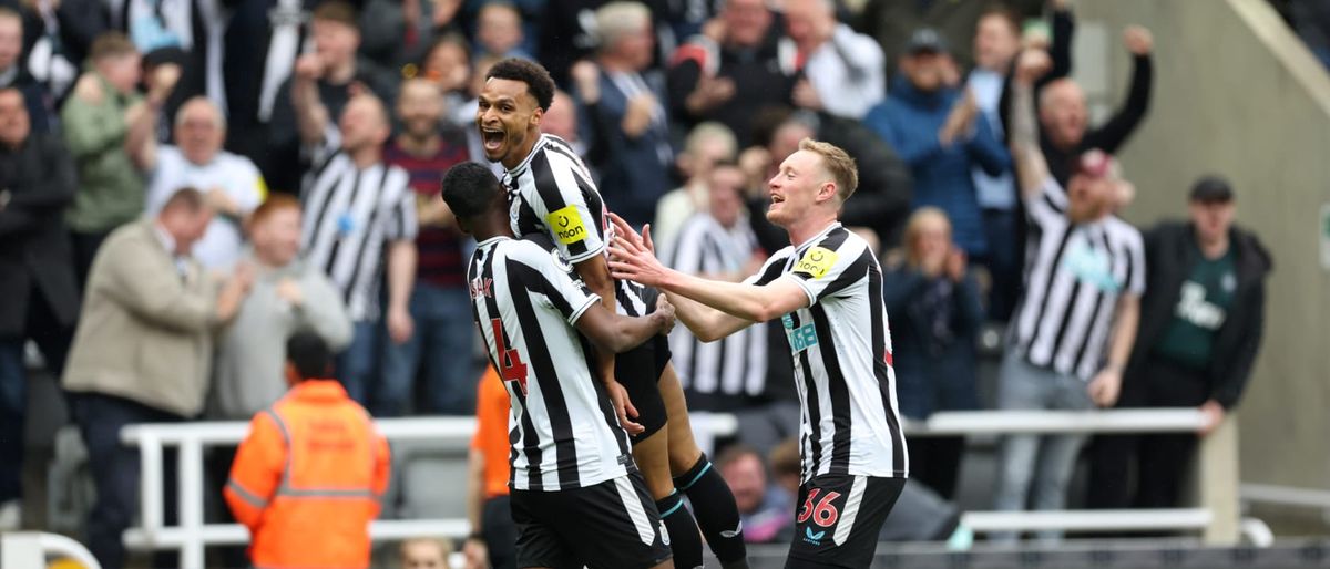 Newcastle United FC vs Manchester City FC at St James Park