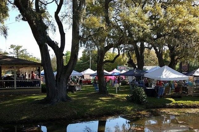 The Oaks Craft Show at Lazy Gator