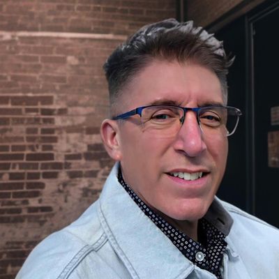 Bill G, Toastmasters International Director B22