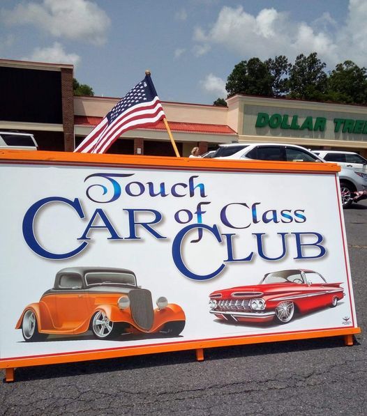 Cruzin Saturday Nite Car Show, Merchants Walk Shopping Center