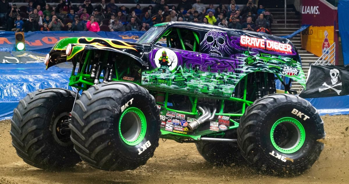 FREE! GRAVE DIGGER MONSTER TRUCK EVENT