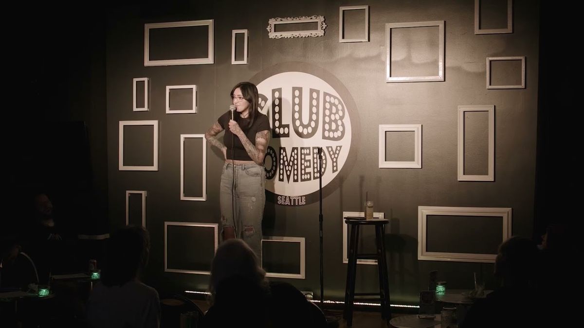 Lisa Wallen at Mic Drop Comedy