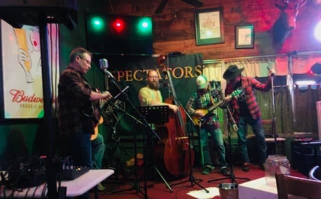 DCB live @ Specs: Dog Gone Tour