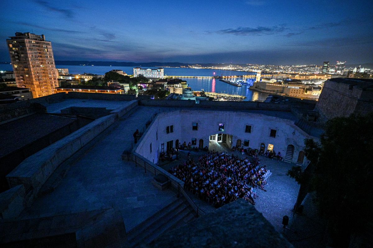 Cin\u00e9ma en plein-air \u00e0 la Citadelle de Marseille