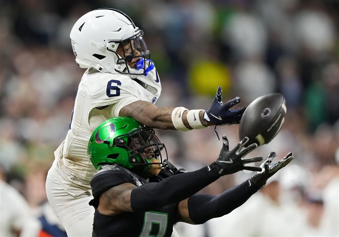 Oregon Ducks at Penn State Nittany Lions Football at Beaver Stadium