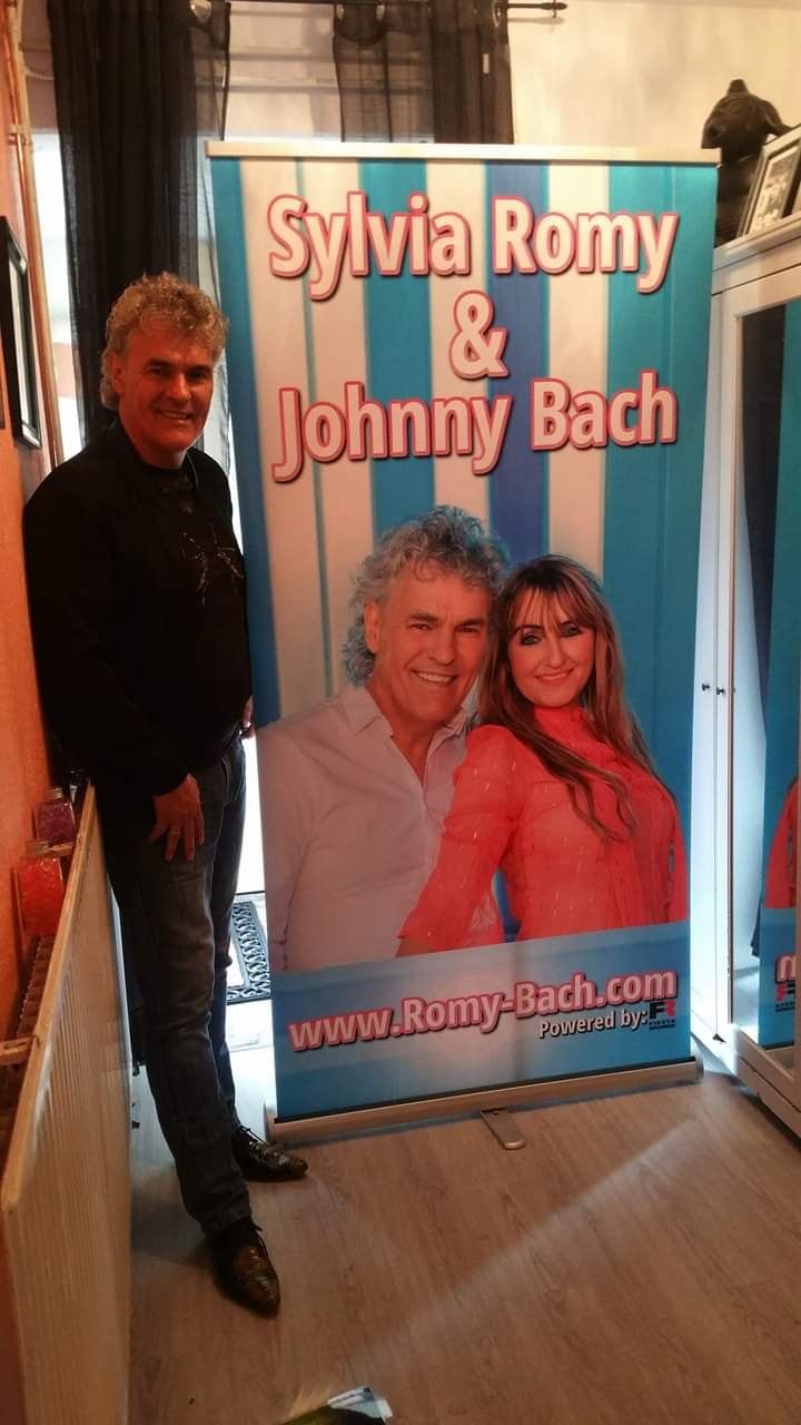 Johnny Bach & Sylvia Romy zaterdag 5 oktober  aanvang 15.00 uur