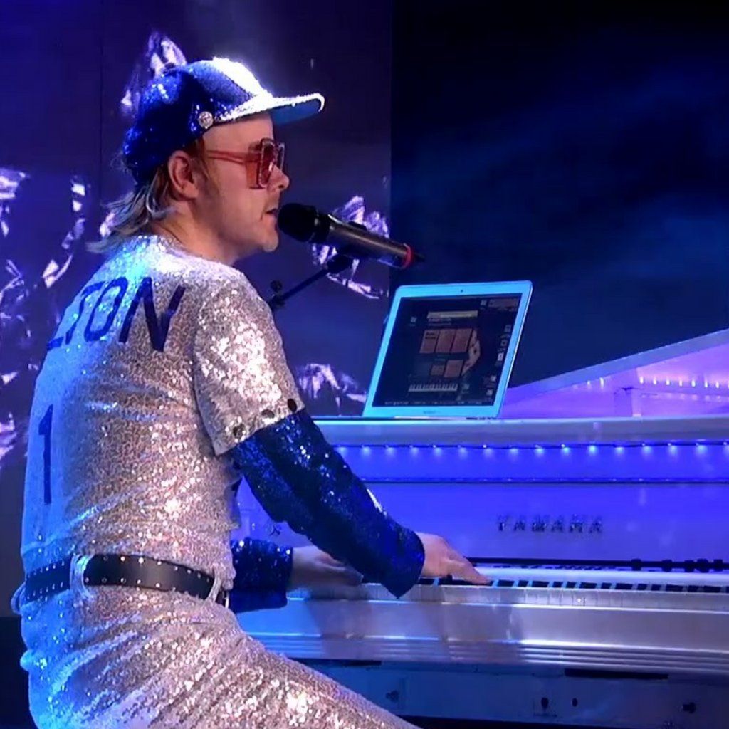 ELTON JOHN TRIBUTE - Step Into Elton