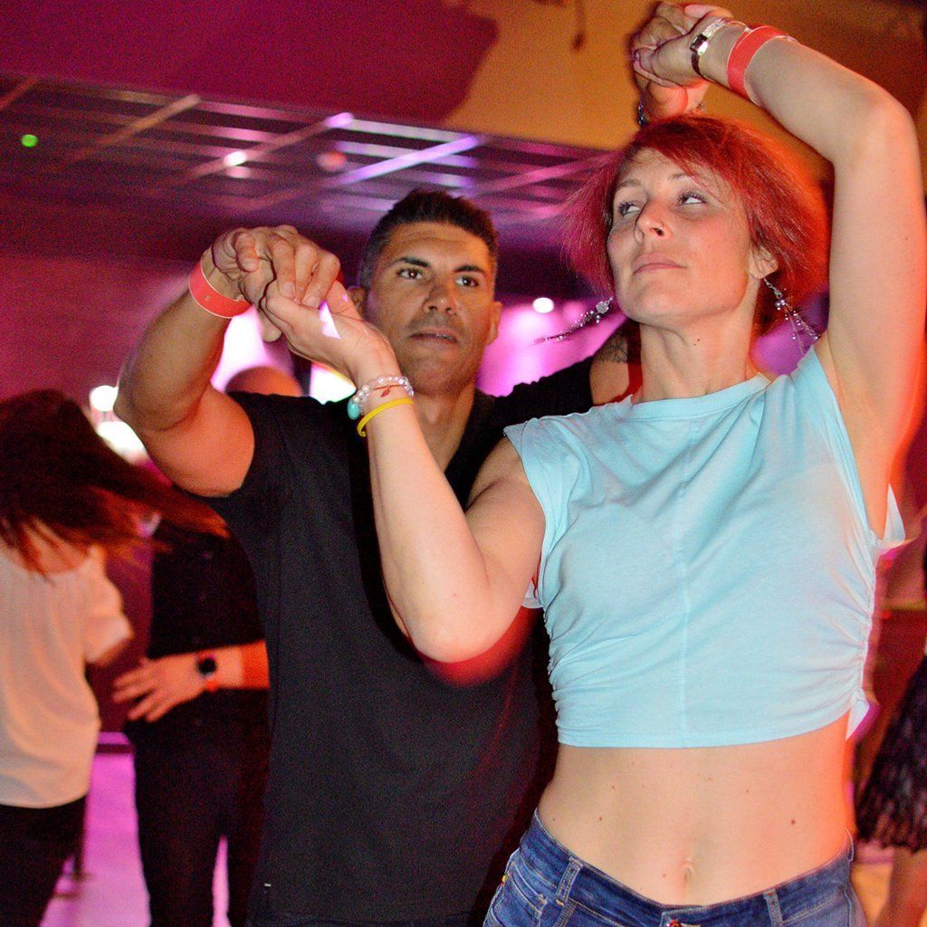 Beginners Salsa & Bachata Classes (Lichfield, Tamworth & Sutton)