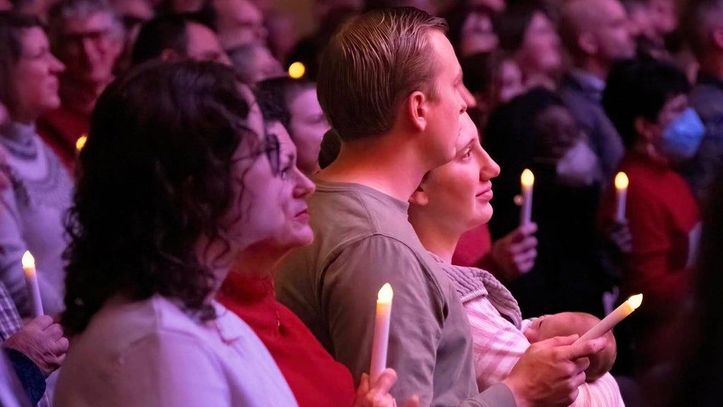 North Carolina Symphony - A Candlelight Christmas