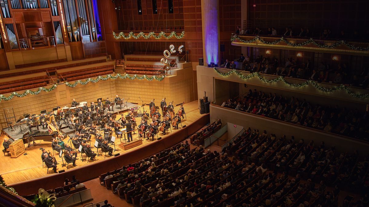 Dallas Symphony Orchestra: Moritz Gnann - New Year's Eve