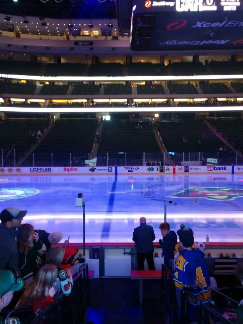 Carolina Hurricanes at Minnesota Wild at Xcel Energy Center