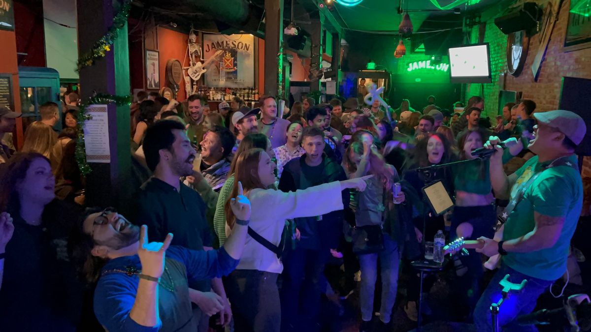 St Paddy's Day Show with Ninety Percent 90s at Scruffy Murphy's Irish Pub