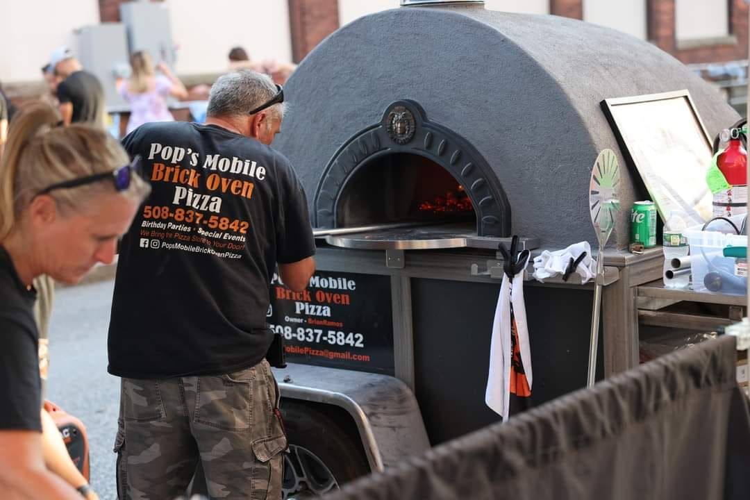 Pop's Mobile Brick Oven Pizza 