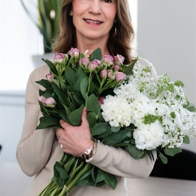 ILDIKO NYARI weddings