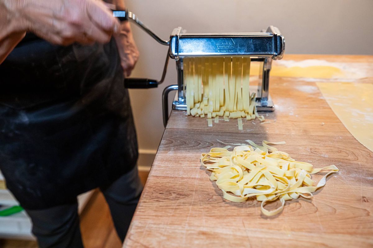 AWWW gets our Fettuccine On!