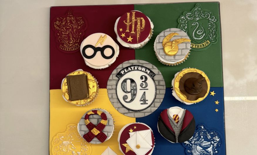 Harry Potter\u2122 Cupcake Platter