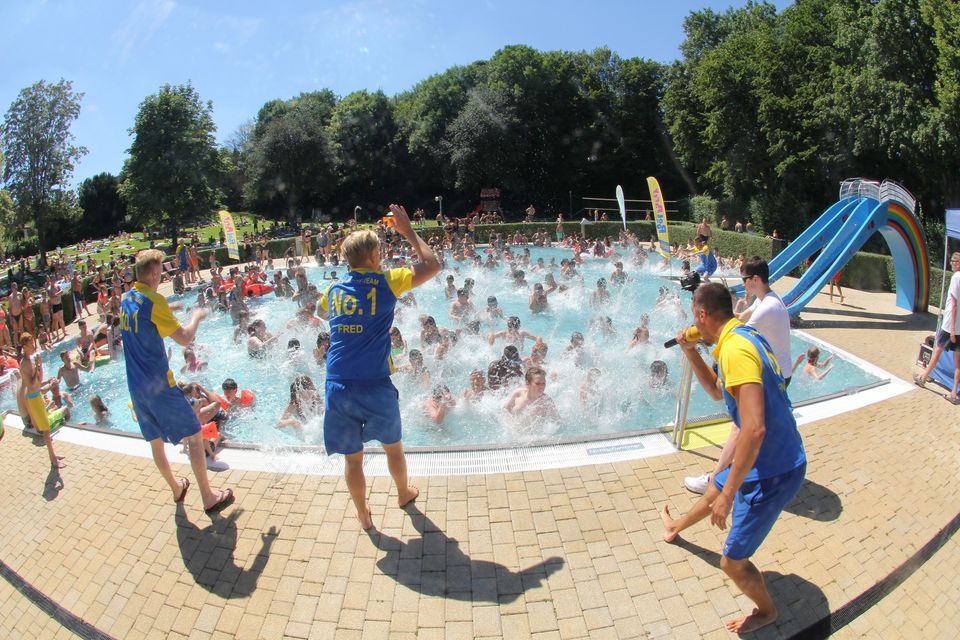 Sommer Poolparty im Parkschwimmbad Dreieich