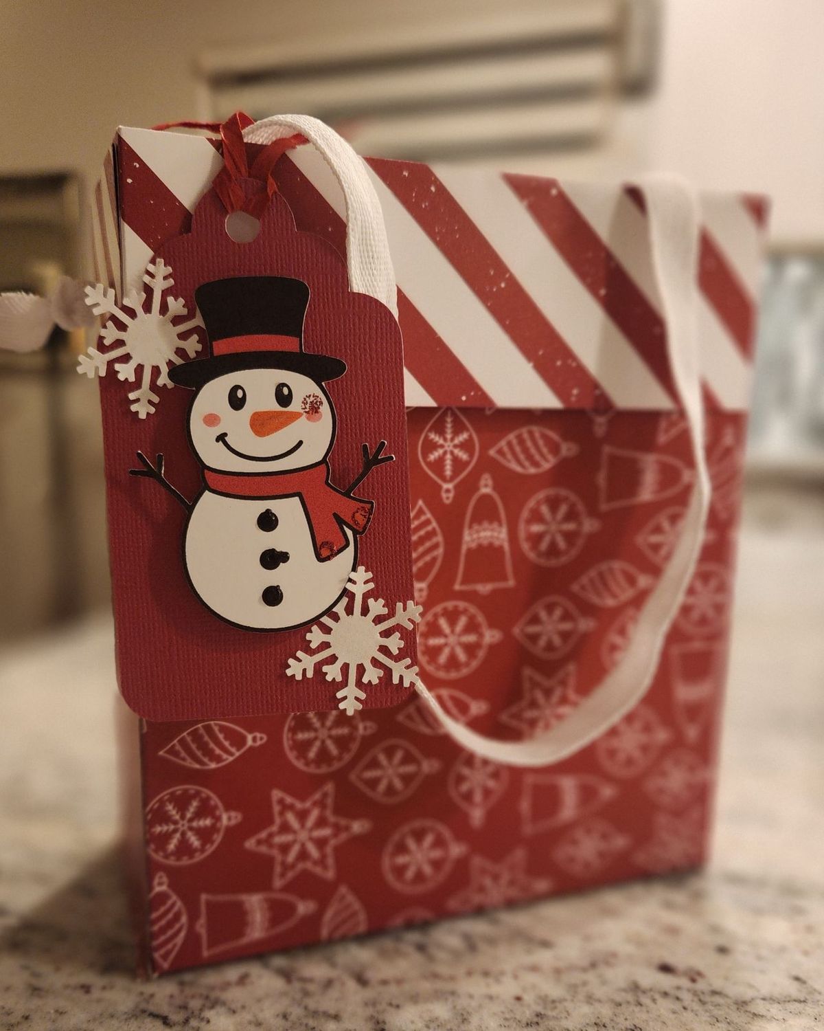 Make a gift bag and tag