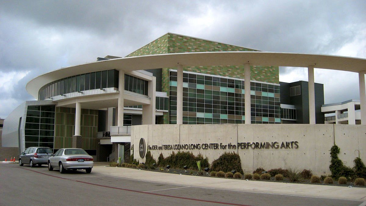 Parking Shen Yun - Austin