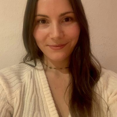 Elena T.