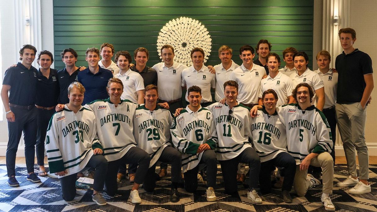 Parking Quinnipiac Bobcats at Dartmouth Big Green Mens Hockey