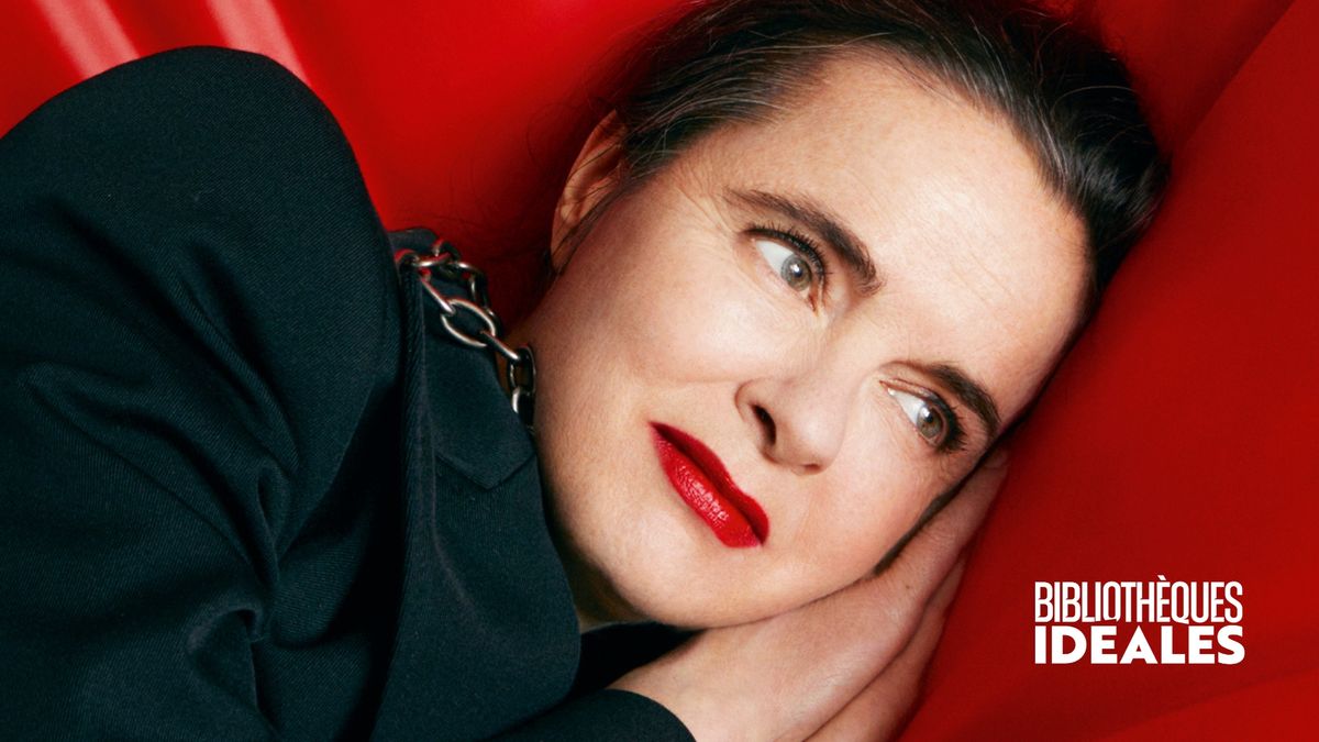 Am\u00e9lie Nothomb est en voyage | Rencontre