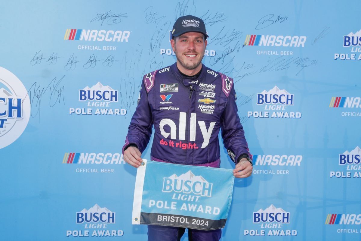 Bass Pro Shops Night Race - NASCAR Cup Series - Playoff Race