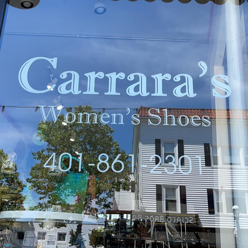 Last-Minute Shopping at Carraras