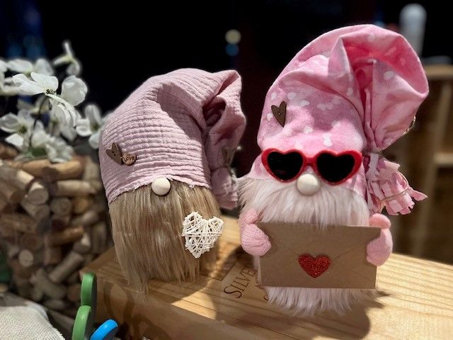 No Sew Valentine Gnomes - Champlin 5:30 pm $45