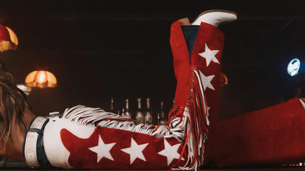 Ella Langley in Lexington