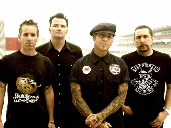 Social Distortion 