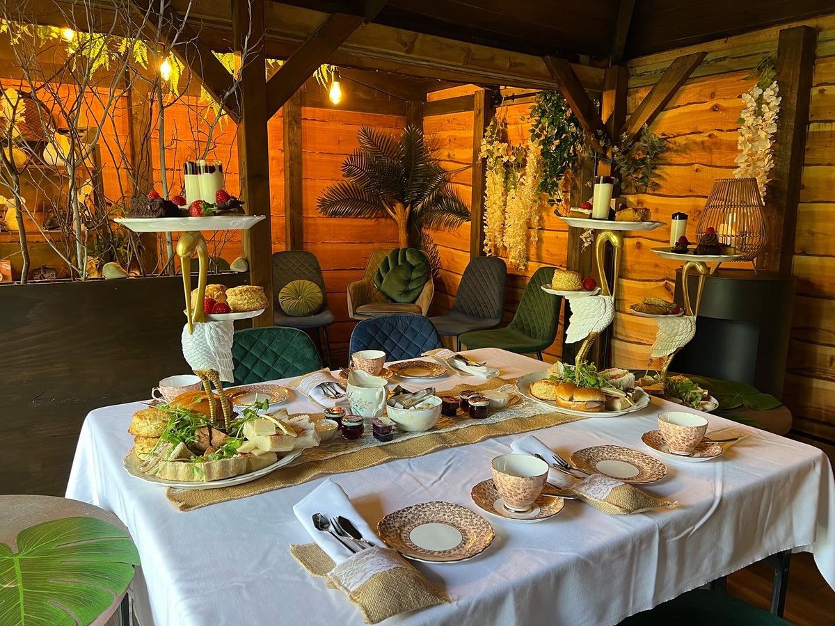 Lucy\u2019s afternoon tea and quiz 