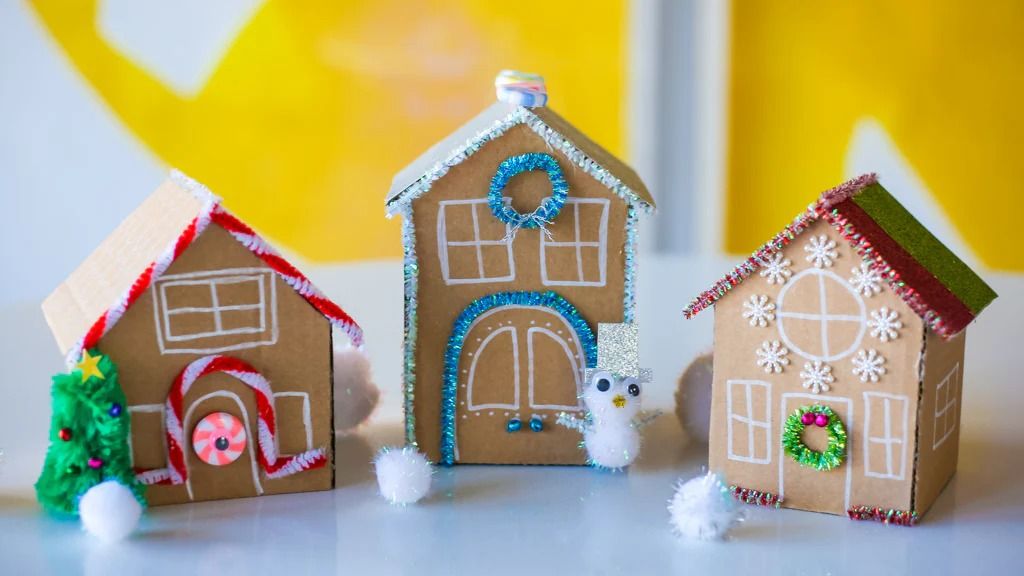 Art Lab: Holiday Houses