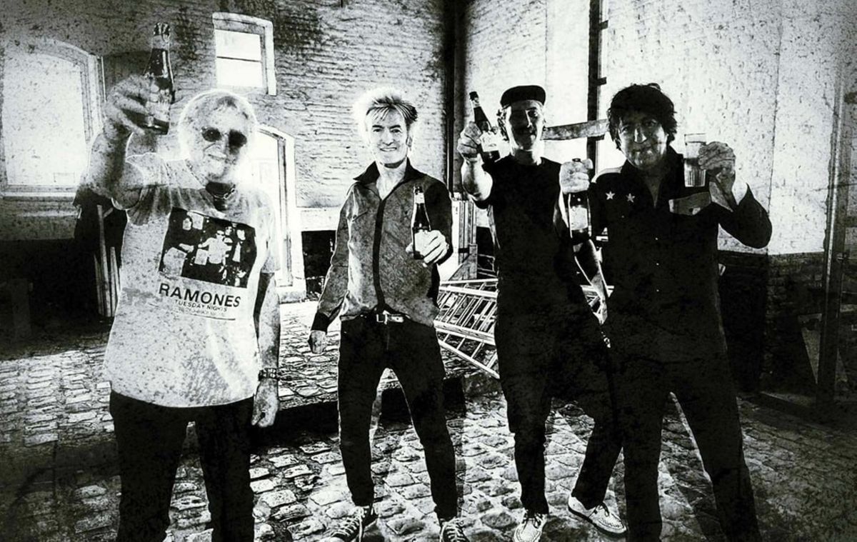 UK SUBS