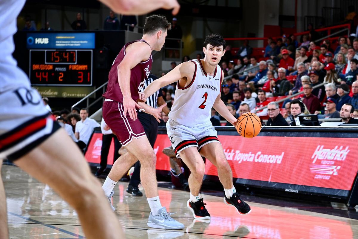 Parking La Salle Explorers at Davidson Wildcats Mens Basketball