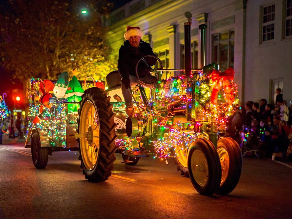 Snopelika Christmas Parade & Tree Lighting