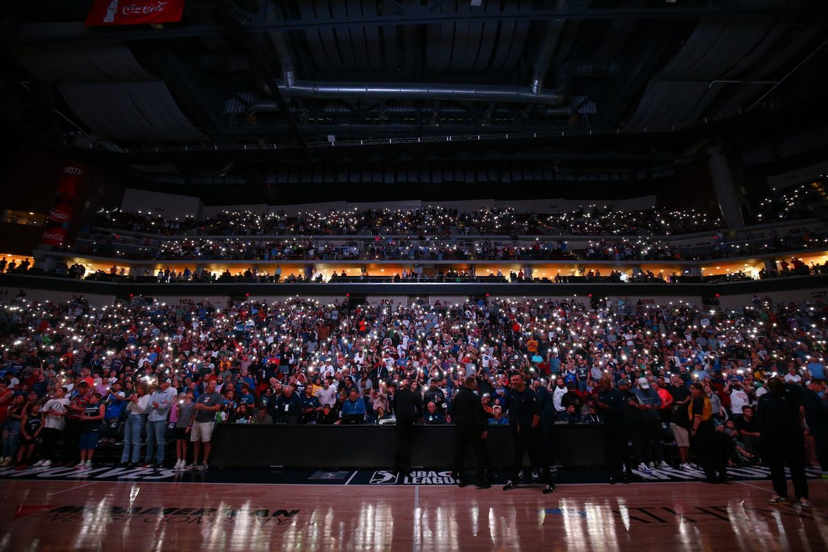 Iowa Wolves vs Rip City Remix