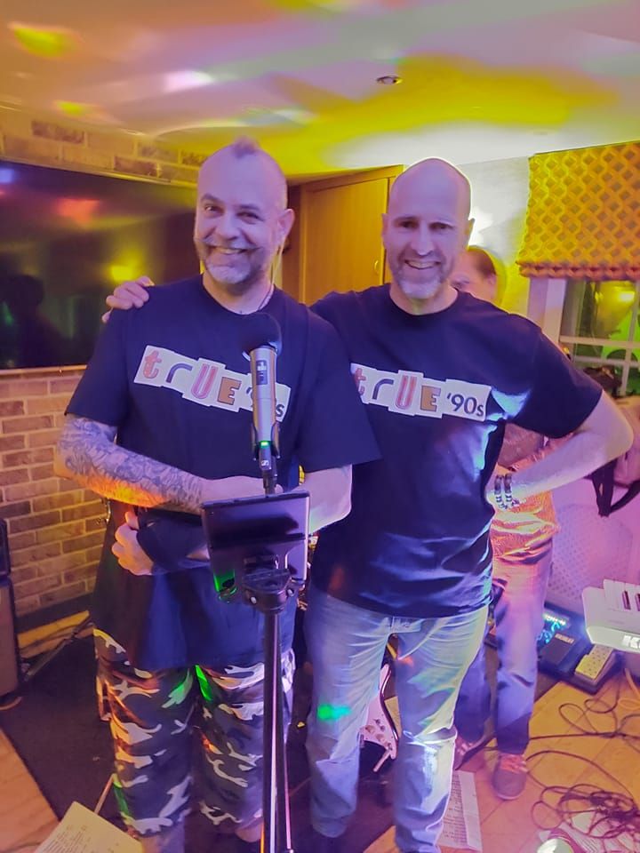 True 90s @ The Anchor Inn, Sutton Bridge