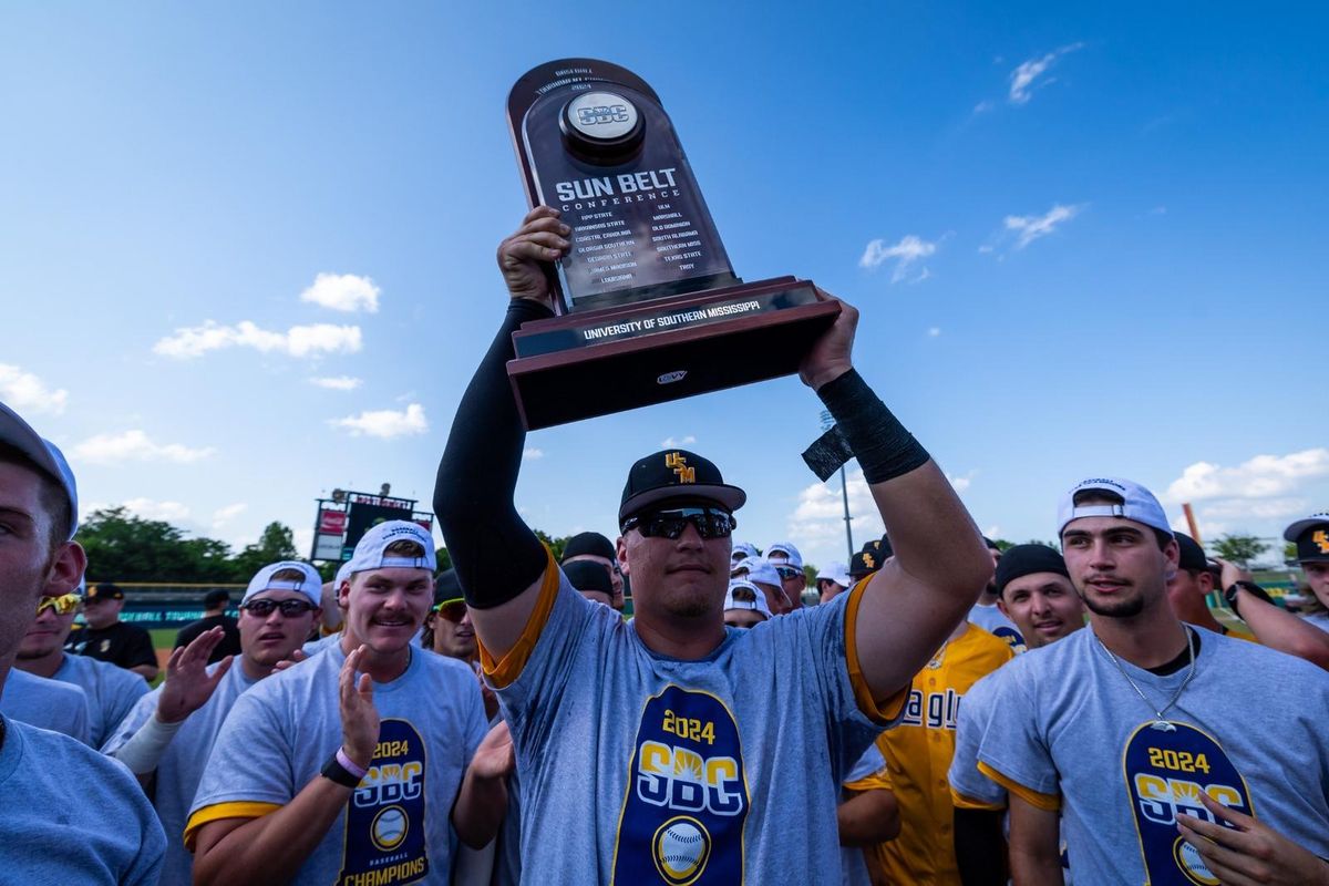 Georgia Southern Eagles at Southern Miss Golden Eagles Baseball