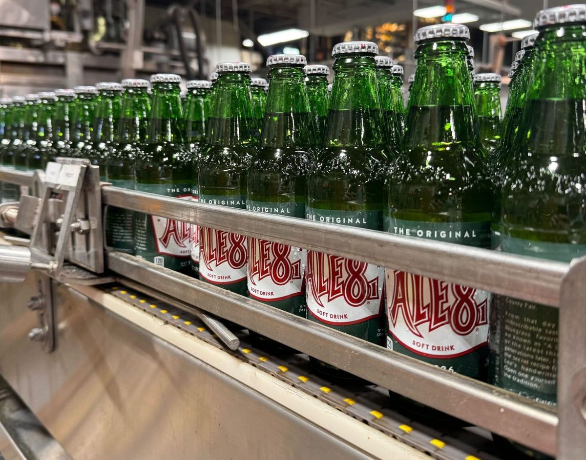 Field Trip #3 - Ale 8 Tour