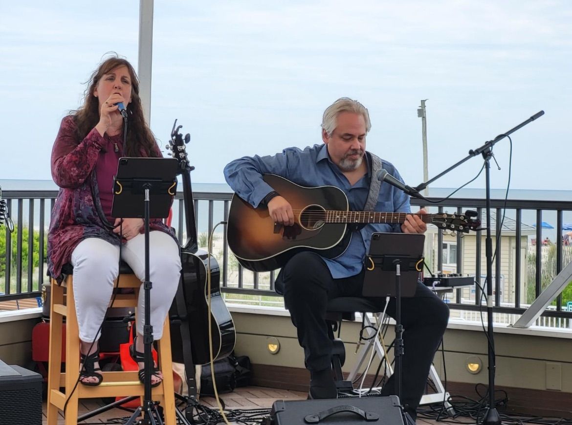 The Dunns back at Harrys Ocean Bar and Grill