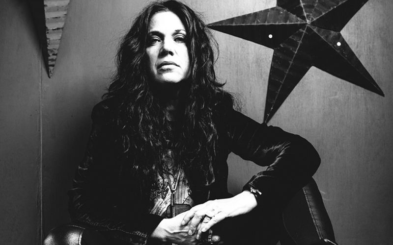 Sari Schorr \/\/ Tuesday April 29th 2025 \/\/ The New Adelphi Club, Hull